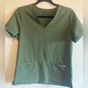 Figs Small Casma Scub top-Moss